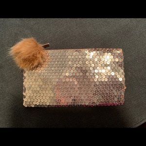 Mac makeup brush bag